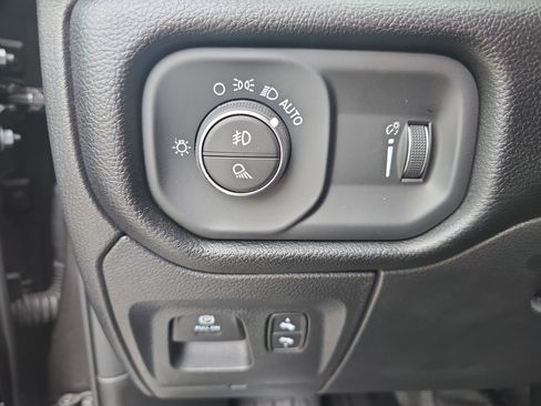Used 2025 RAM 1500 Lone Star RWD image 25