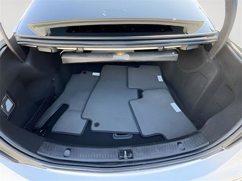 Used 2018 Mercedes-Benz E 300 4MATIC image 10