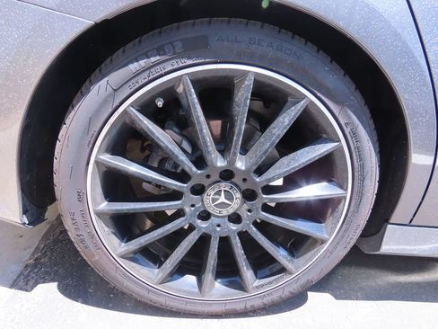 Used 2022 Mercedes-Benz A 220 image 17