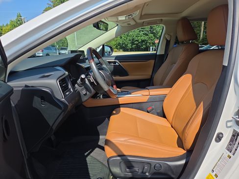 Used 2022 Lexus RX 350 FWD w/ Premium Package image 10