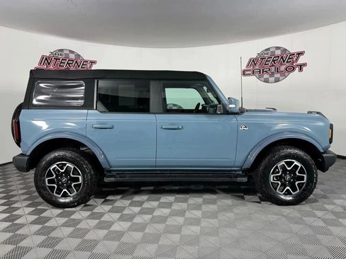 Used 2023 Ford Bronco Outer Banks image 8