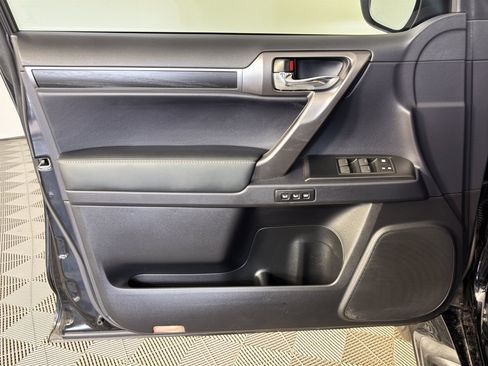 Used 2023 Lexus GX 460 w/ Black Line Special Edition AWD/4WD image 14