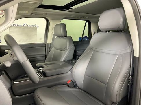 New 2025 Ford Expedition Active image 14