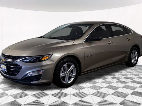 Used 2022 Chevrolet Malibu LS image 10
