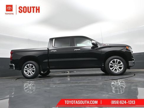 Used 2022 Chevrolet Silverado 1500 LTZ w/ Z71 Off-Road Package AWD/4WD image 42