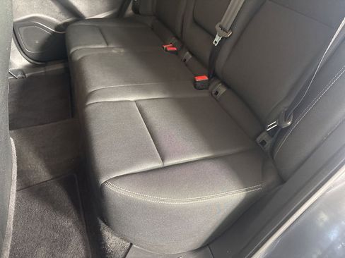 Used 2023 Nissan Rogue S image 23