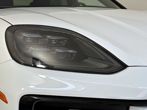 Used 2024 Porsche Cayenne S image 27