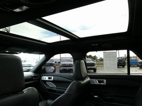 Certified 2022 Ford Explorer ST w/ Equipment Group 401A image 24