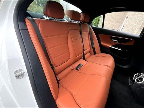 Used 2025 Mercedes-Benz C 300 4MATIC Sedan image 29