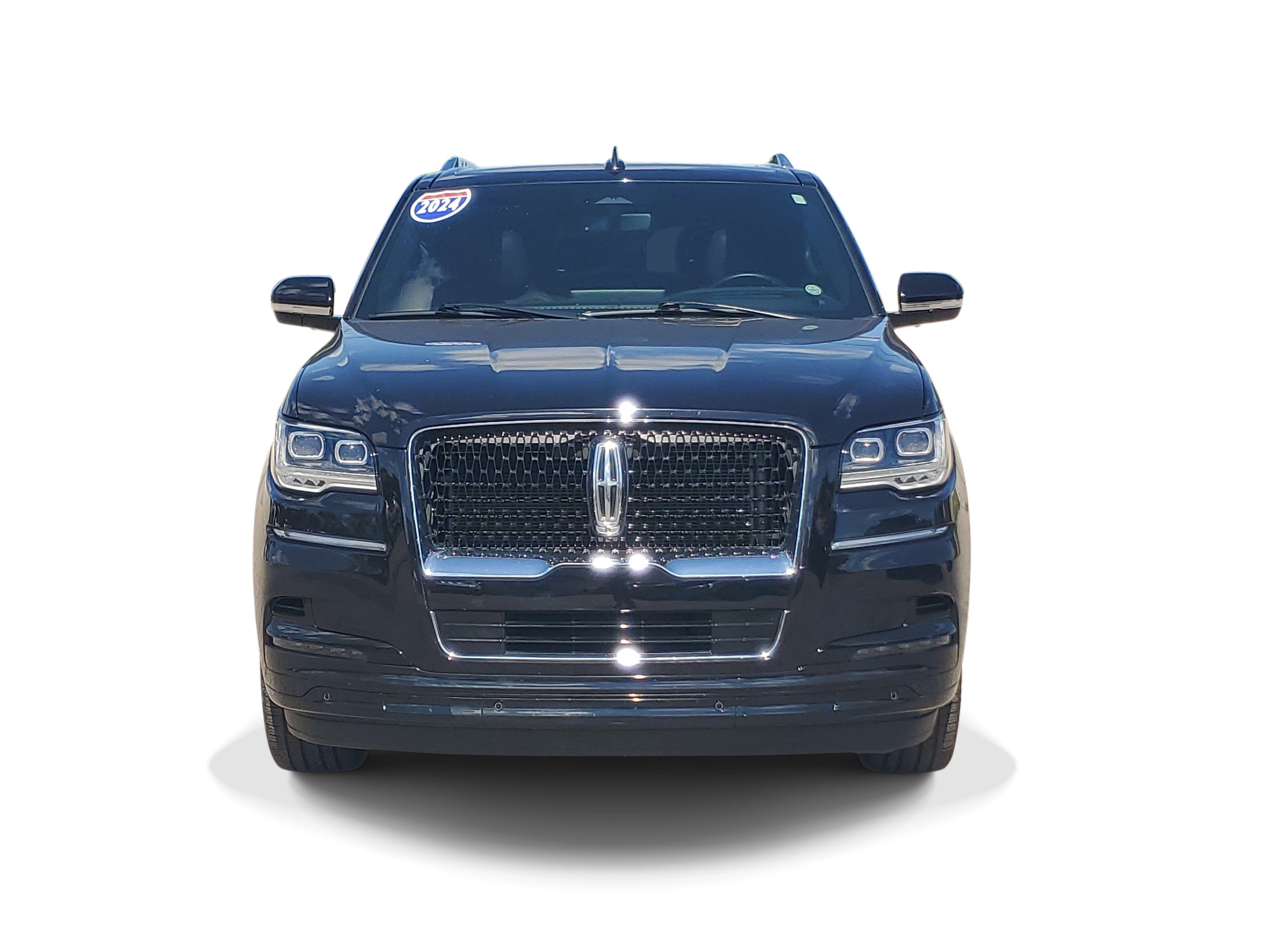 Certified 2024 Lincoln Navigator Reserve AWD/4WD image 2