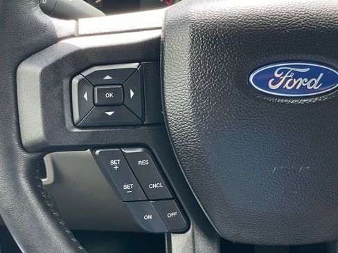Used 2017 Ford F150 XLT w/ Equipment Group 302A Luxury AWD/4WD image 15