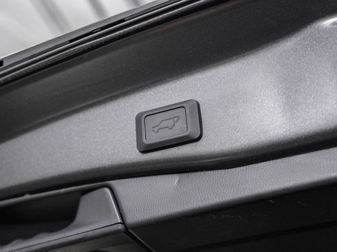 Used 2024 Toyota RAV4 Limited image 56