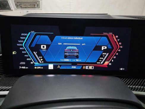 Used 2025 BMW X6 M Competition w/ Executive Package image 11