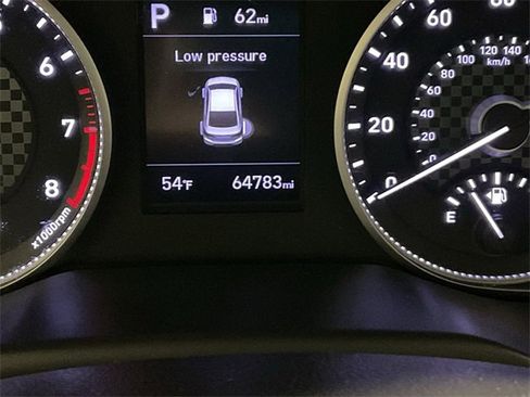 Used 2020 Hyundai Elantra SEL image 36