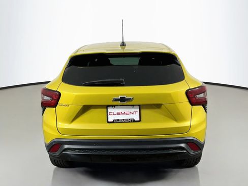 Used 2024 Chevrolet Trax RS w/ Driver Confidence Package FWD image 8