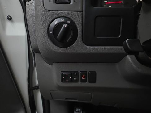 Used 2017 Nissan NV 3500 SL w/ Technology Package RWD image 25