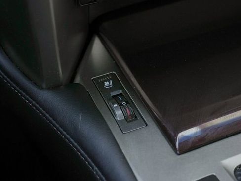 Used 2018 Lexus GX 460 Premium w/ Premium Package image 51