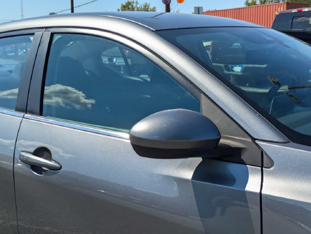 Used 2025 Nissan Sentra SV FWD image 13