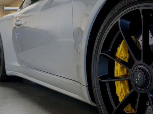 Used 2018 Porsche 911 GT3 image 56