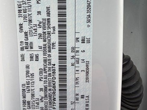 Used 2019 Ford F150 Raptor w/ Equipment Group 802A Luxury image 33