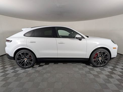 New 2026 Porsche Cayenne S AWD/4WD image 8