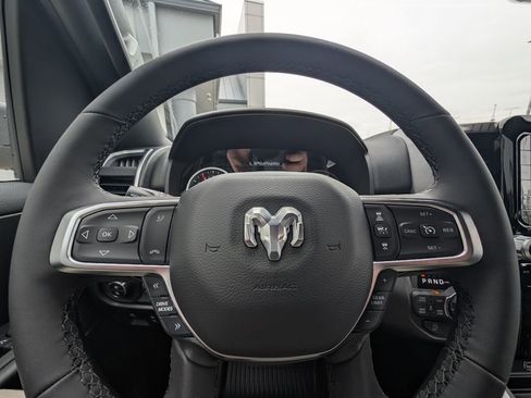 New 2026 RAM 1500 4x4 Crew Cab image 19