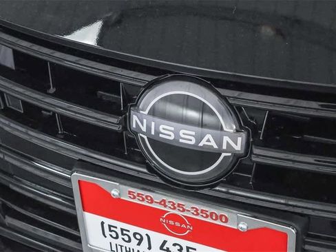 New 2025 Nissan Versa S image 27