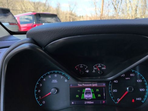 Used 2021 GMC Canyon Denali image 36