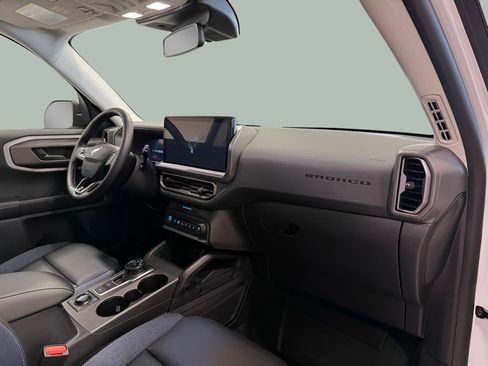 New 2025 Ford Bronco Sport Outer Banks w/ Sasquatch Outer Banks Package AWD/4WD image 31