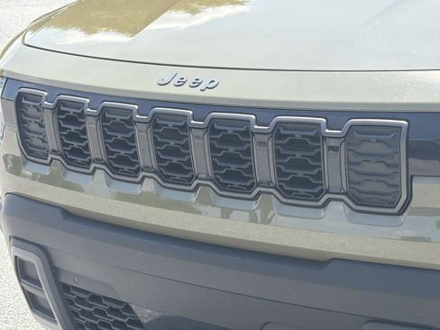Used 2026 Jeep Cherokee Overland AWD/4WD image 37