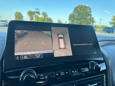 Used 2023 INFINITI QX80 Premium Select w/ Cargo Package AWD/4WD image 49