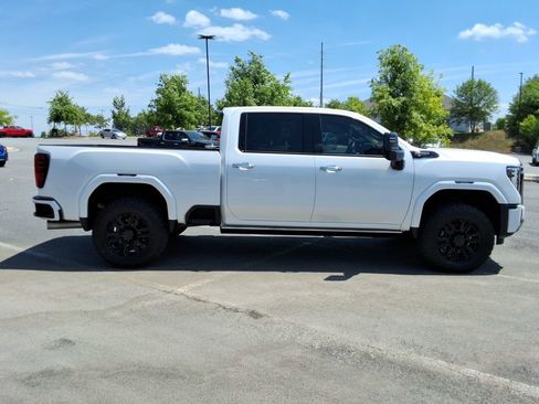 Used 2025 GMC Sierra 2500 Denali Ultimate AWD/4WD image 4