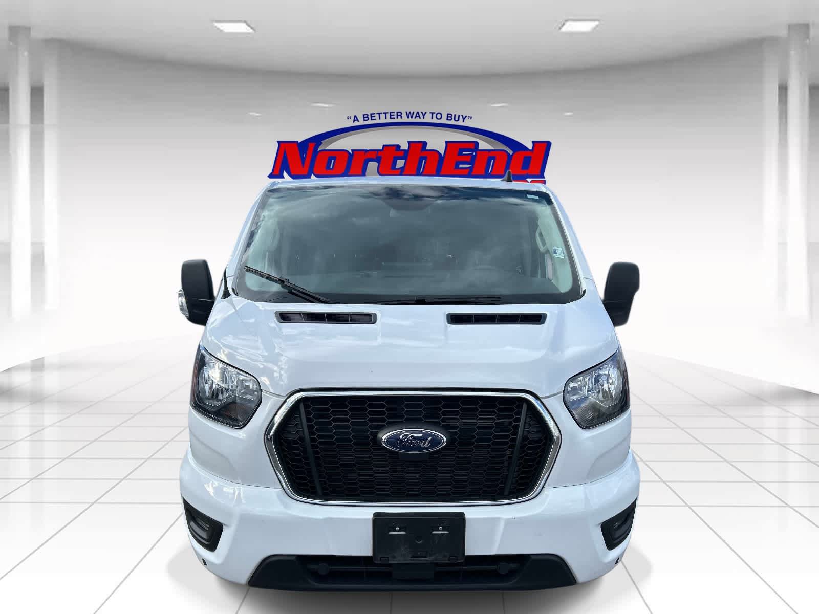Used 2024 Ford Transit 350 XLT RWD image 8