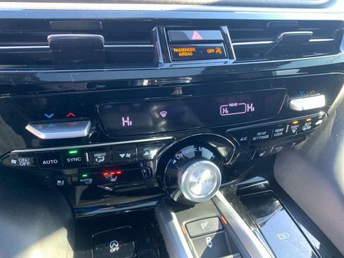 Used 2023 Acura MDX A-Spec image 24