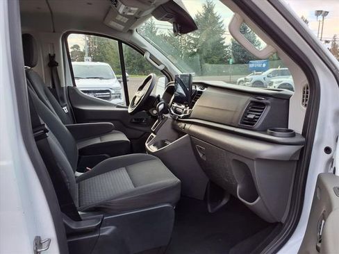 Used 2023 Ford Transit 350 XLT RWD image 9
