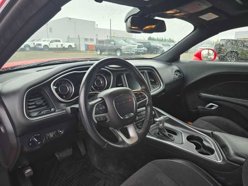 Used 2015 Dodge Challenger R/T w/ Quick Order Package 28D R/T image 9