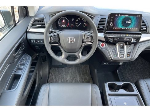 Used 2026 Honda Odyssey EX-L image 16