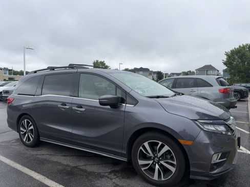 Used 2018 Honda Odyssey Elite image 1