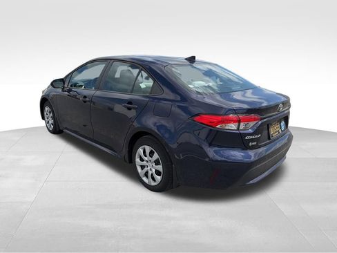 Used 2022 Toyota Corolla LE FWD image 6