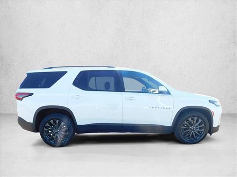 Used 2023 Chevrolet Traverse RS AWD/4WD image 7