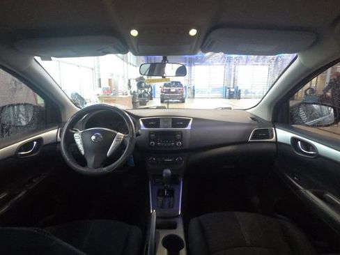 Used 2017 Nissan Sentra S image 16