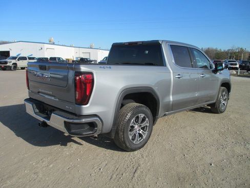 New 2026 GMC Sierra 1500 SLT w/ SLT Convenience Package image 5