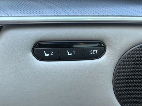 Used 2025 INFINITI QX50 Luxe image 40