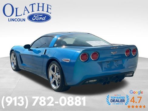 Used 2008 Chevrolet Corvette Coupe w/ Z51 Performance Package RWD image 3