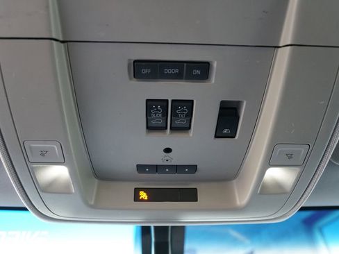 Used 2015 GMC Sierra 1500 Denali image 30