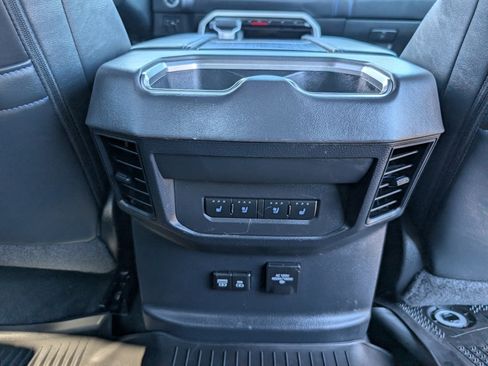 Used 2023 Toyota Tundra Platinum image 7