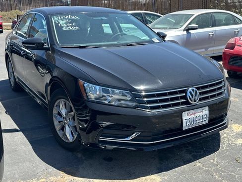 Used 2016 Volkswagen Passat 1.8T S FWD image 2