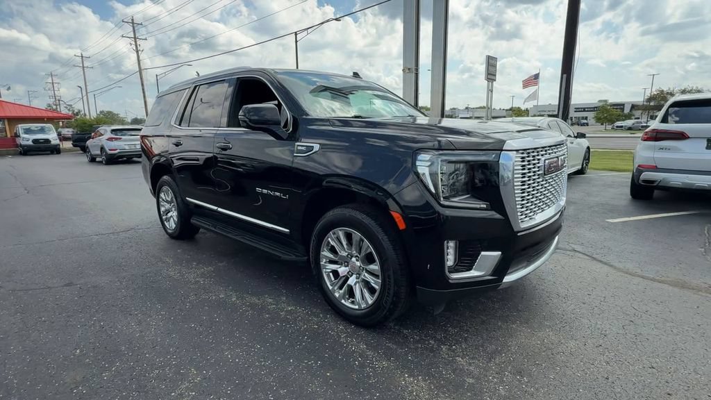 Used 2023 GMC Yukon Denali AWD/4WD image 2