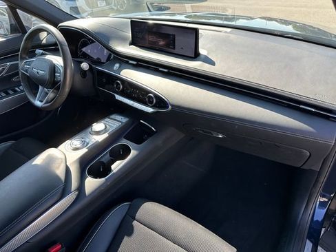 Used 2024 Genesis GV70 2.5T w/ Sport Prestige Package image 9