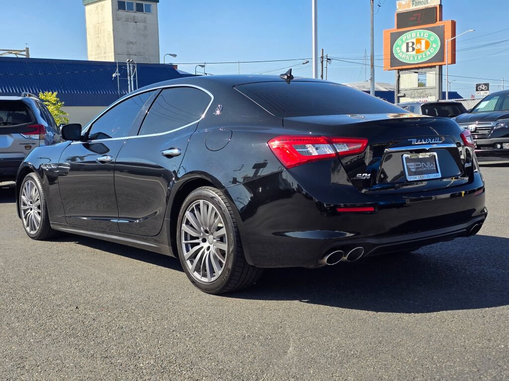 Used 2018 Maserati Ghibli S Q4 AWD/4WD image 8